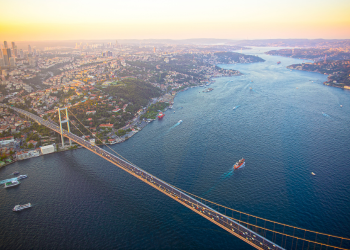 Modern transport connections supporting everyday life in Istanbul