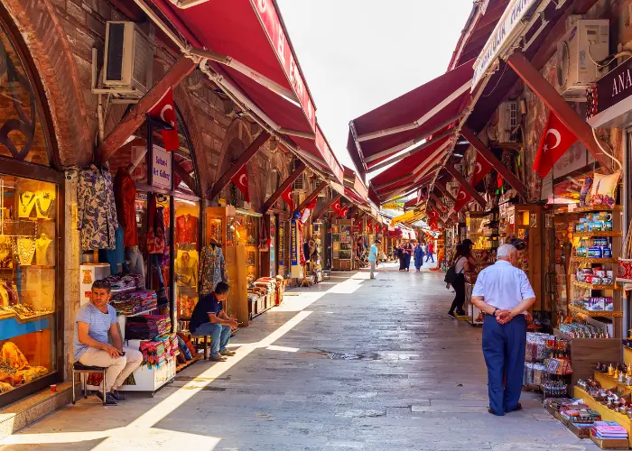 Arasta Bazaar behind the Blue Mosque