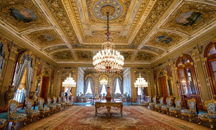 The Ceremonial Hall: Scale and Sparkle